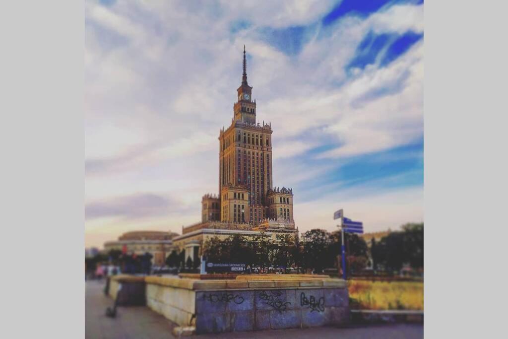 W Samym Centrum Na Grzybowskiej ワルシャワ エクステリア 写真